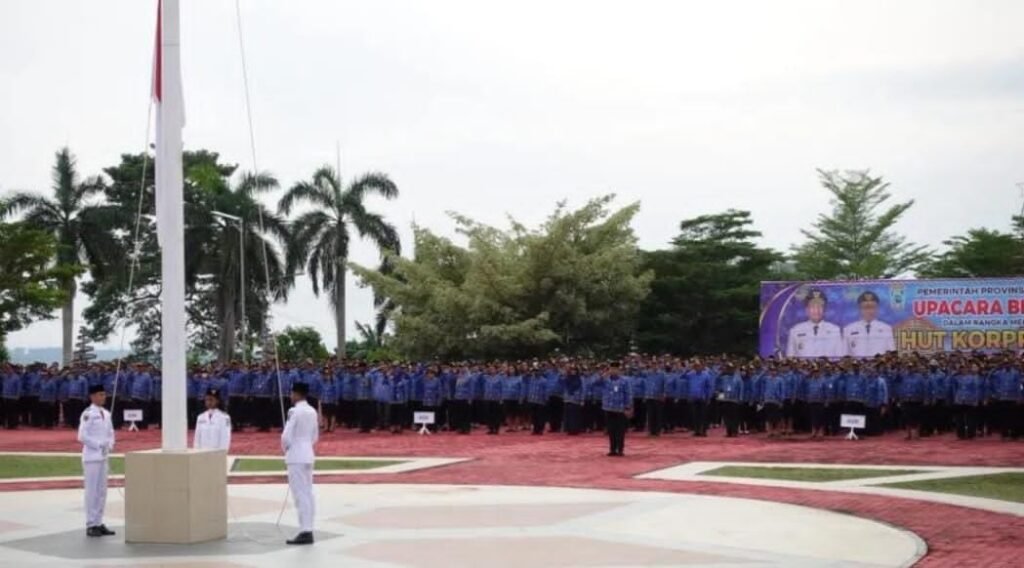 Pimpin Upacara Peringati HUT KORPRI Ke-54, Sekda ABT Dorong ASN Tingkatkan Kapasitas Diri dan Pelayanan Publik